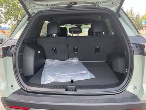 New 2026 Chevrolet Equinox ACTIV w/ Convenience Package III AWD/4WD image 14