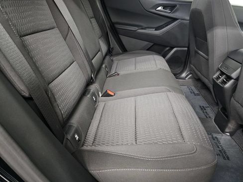 Used 2025 Chevrolet Equinox LT w/ Safety and Technology Package FWD image 22