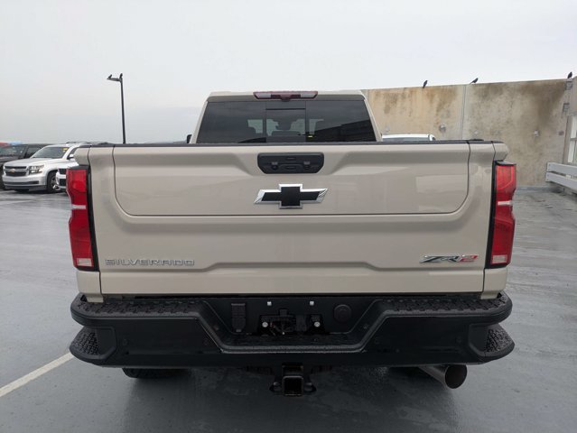 Used 2026 Chevrolet Silverado 2500 ZR2 AWD/4WD image 4