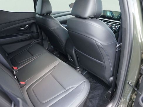 Used 2026 Hyundai Santa Cruz SEL FWD image 14
