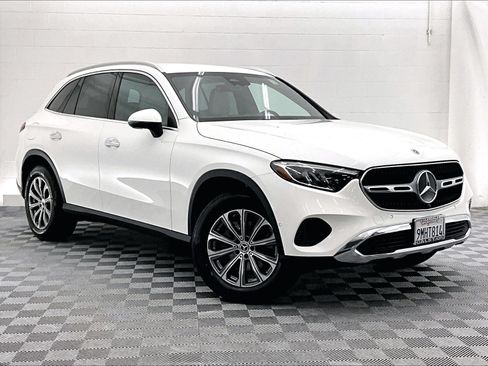 Certified 2024 Mercedes-Benz GLC 300 image 34