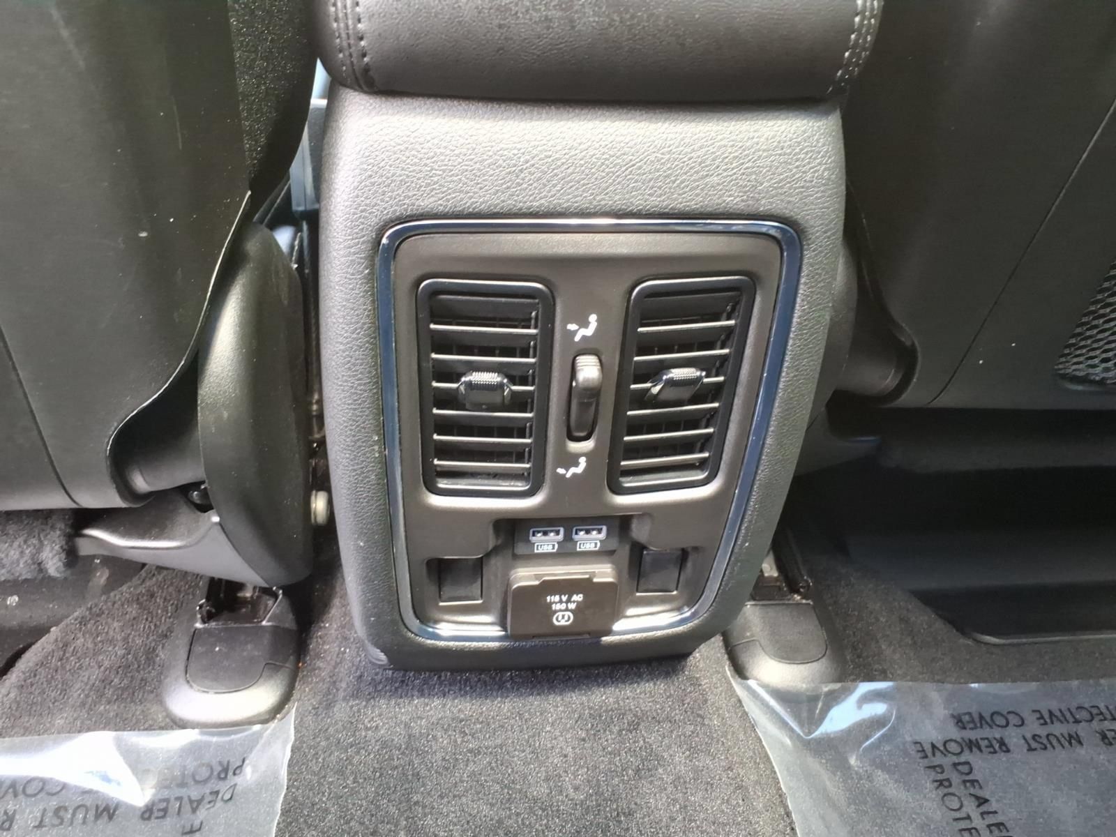 Used 2022 Jeep Grand Cherokee Limited AWD/4WD image 17