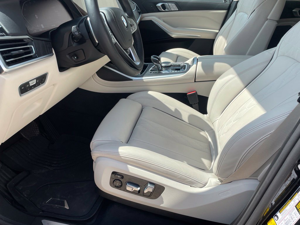 Used 2022 BMW X7 xDrive40i w/ Parking Assistance Package AWD/4WD image 9