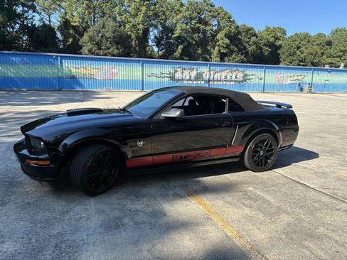 Used 2009 Ford Mustang GT Premium RWD image 25
