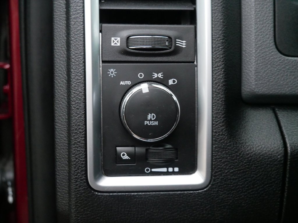 Used 2020 RAM 1500 Warlock w/ Electronics Group AWD/4WD image 16