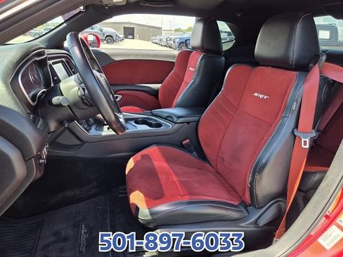 Used 2015 Dodge Challenger SRT w/ Technology Group RWD image 9