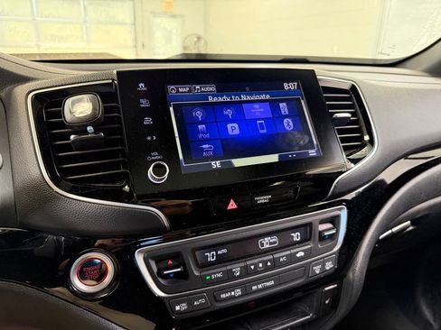 Used 2022 Honda Ridgeline Black Edition image 14