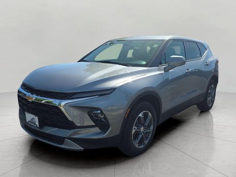 Used 2025 Chevrolet Blazer LT AWD/4WD image 10