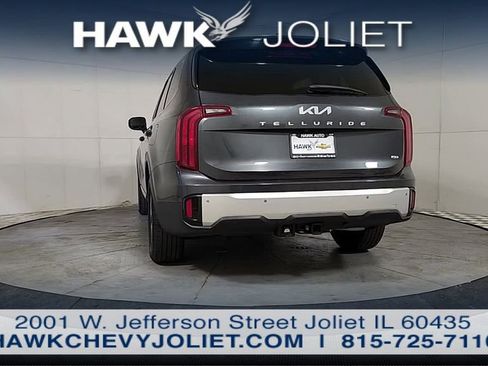 Used 2024 Kia Telluride LX AWD/4WD image 6