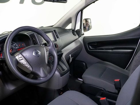 Used 2020 Nissan NV200 SV w/ Back Door Glass Package FWD image 17