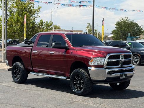 Used 2017 RAM 2500 SLT w/ Luxury Group AWD/4WD image 4