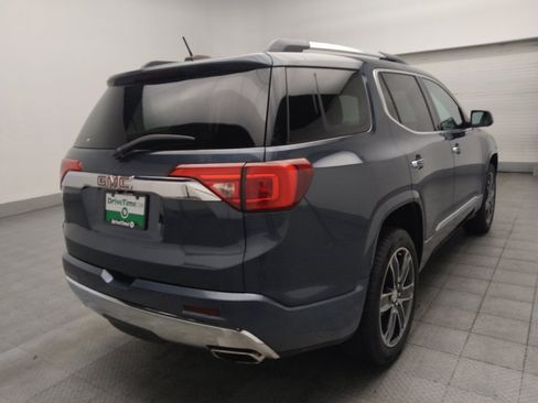 Used 2019 GMC Acadia Denali w/ Technology Package FWD image 9