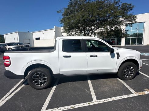 Used 2024 Ford Maverick XLT FWD image 2