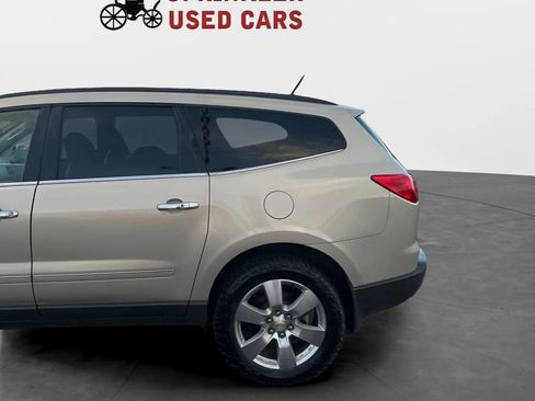 Used 2012 Chevrolet Traverse LTZ image 19