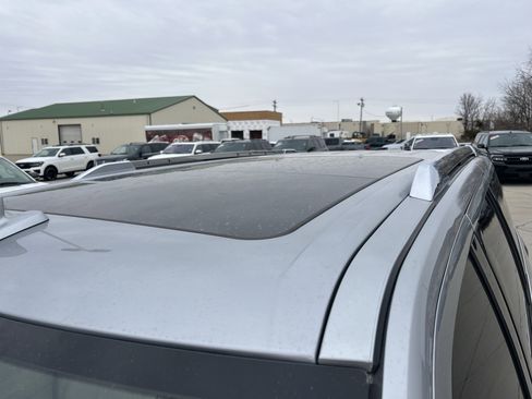 Used 2021 Lincoln Navigator Black Label image 4