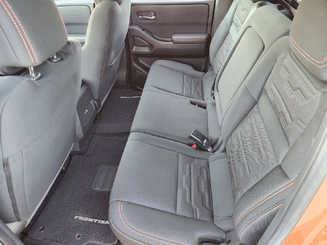 Used 2025 Nissan Frontier Pro-X RWD image 24