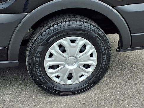 Used 2023 Ford Transit 350 XLT image 23