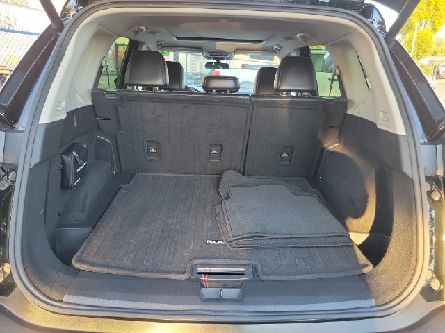 Used 2023 Nissan Rogue SV w/ SV Premium B Package FWD image 23