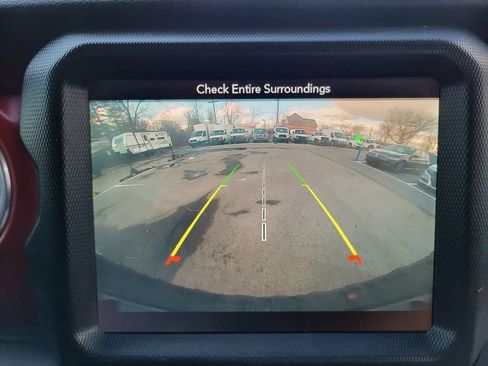 Used 2018 Jeep Wrangler Unlimited Rubicon w/ Dual Top Group AWD/4WD image 22