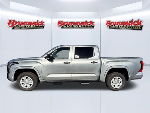 New 2026 Toyota Tundra SR image 3