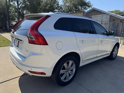 Used 2017 Volvo XC60 T5 Inscription w/ Preferred Option Package FWD image 17