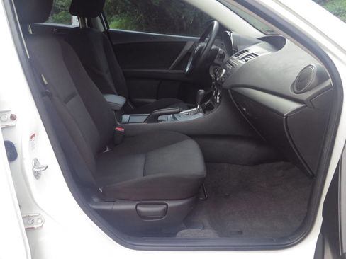 Used 2010 MAZDA MAZDA3 i Sport image 14