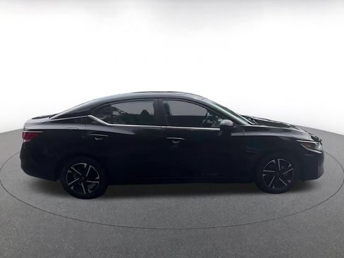 Used 2025 Nissan Sentra SV FWD image 16