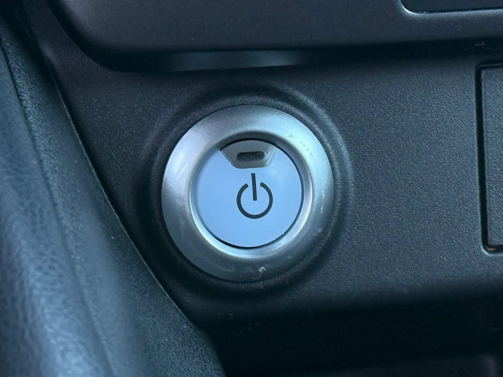 Used 2022 Nissan Leaf S FWD image 23