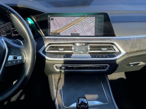 Used 2023 BMW X5 xDrive40i w/ Premium Package image 7