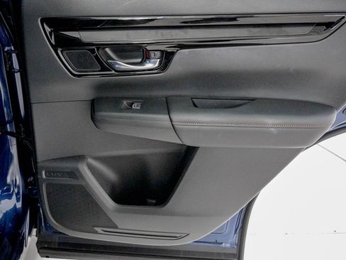 Certified 2025 Honda CR-V Sport Touring image 34