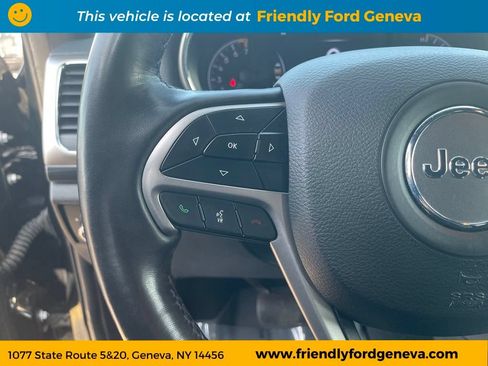 Used 2021 Jeep Grand Cherokee Laredo X AWD/4WD image 17