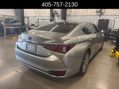 Used 2021 Lexus ES 250 w/ Premium Package AWD/4WD image 3