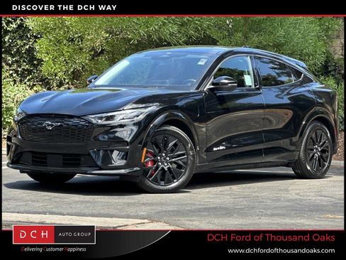 Certified 2025 Ford Mustang Mach-E Premium w/ Sport Appearance Package AWD/4WD image 1