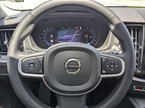 New 2025 Volvo XC60 B5 Core w/ Climate Package image 33