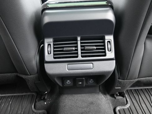 New 2026 Land Rover Range Rover Evoque S AWD/4WD image 17