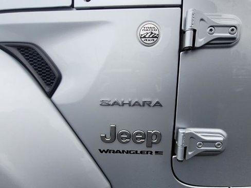 Used 2024 Jeep Wrangler Unlimited Sahara image 30