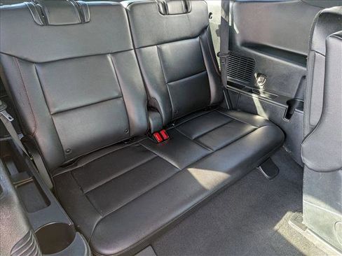 Used 2023 Ford Explorer ST-Line w/ Class IV Trailer Tow Package image 22