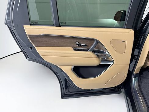 New 2026 Land Rover Range Rover Long Wheelbase SE AWD/4WD image 28