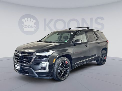 Used 2022 Chevrolet Traverse Premier w/ Redline Edition image 1