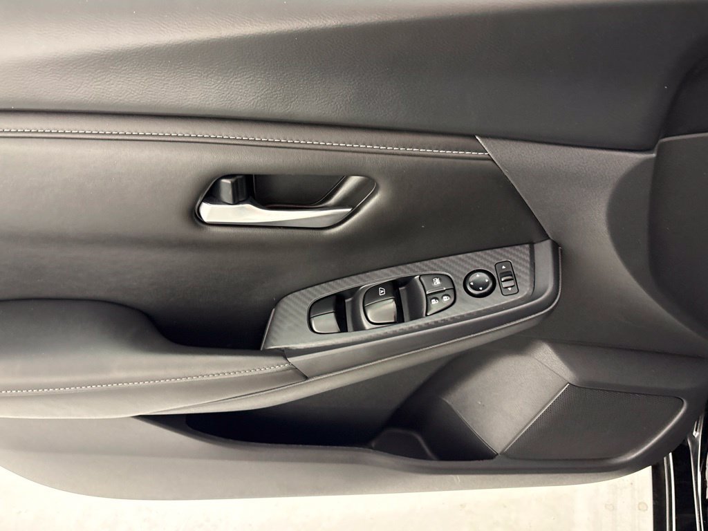 Used 2024 Nissan Sentra SV FWD image 26
