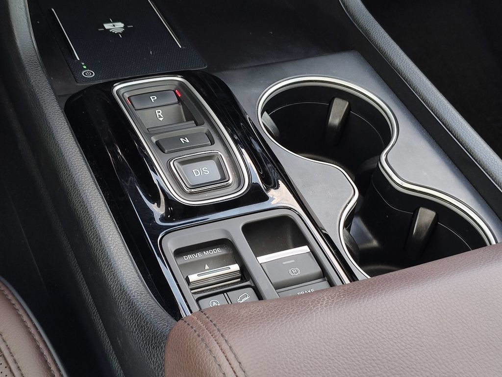 Used 2023 Honda Pilot Elite image 30