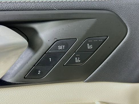 Used 2021 BMW X5 sDrive40i w/ Premium Package 2 RWD image 21