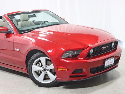 Used 2013 Ford Mustang GT w/ Security Pkg RWD image 3