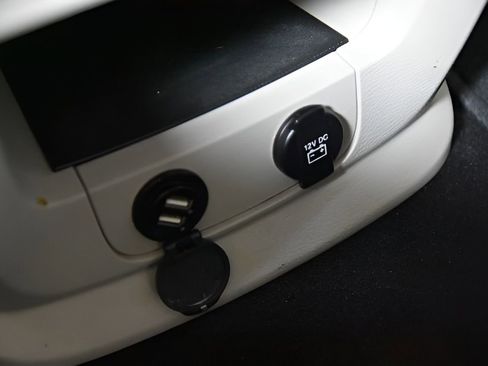 Used 2017 Dodge Grand Caravan SE w/ Power Window Group image 31