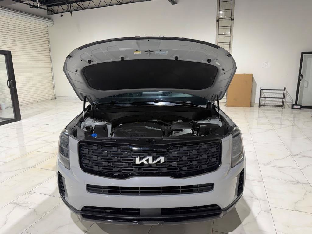 Used 2022 Kia Telluride EX w/ EX Premium Package AWD/4WD image 4