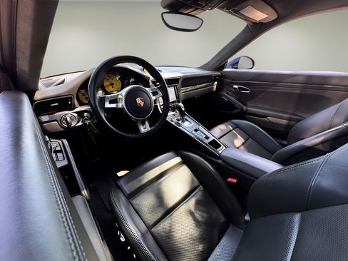 Used 2014 Porsche 911 Turbo S AWD/4WD image 17