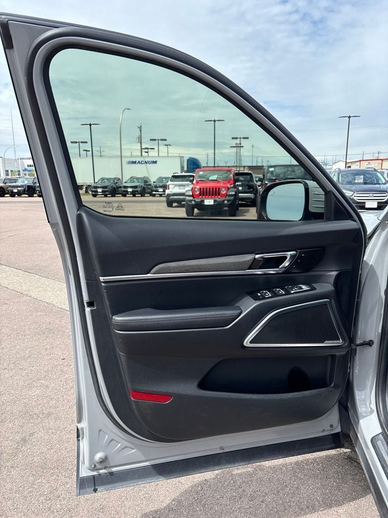Used 2022 Kia Telluride SX w/ SX Prestige Package AWD/4WD image 12