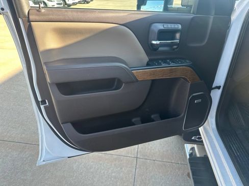 Used 2018 Chevrolet Silverado 2500 LTZ w/ Duramax Plus Package AWD/4WD image 6