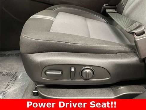 Certified 2023 Chevrolet Blazer LT w/ Convenience Package image 21