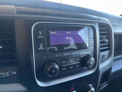 Used 2014 RAM 2500 Tradesman w/ Chrome Appearance Group image 24